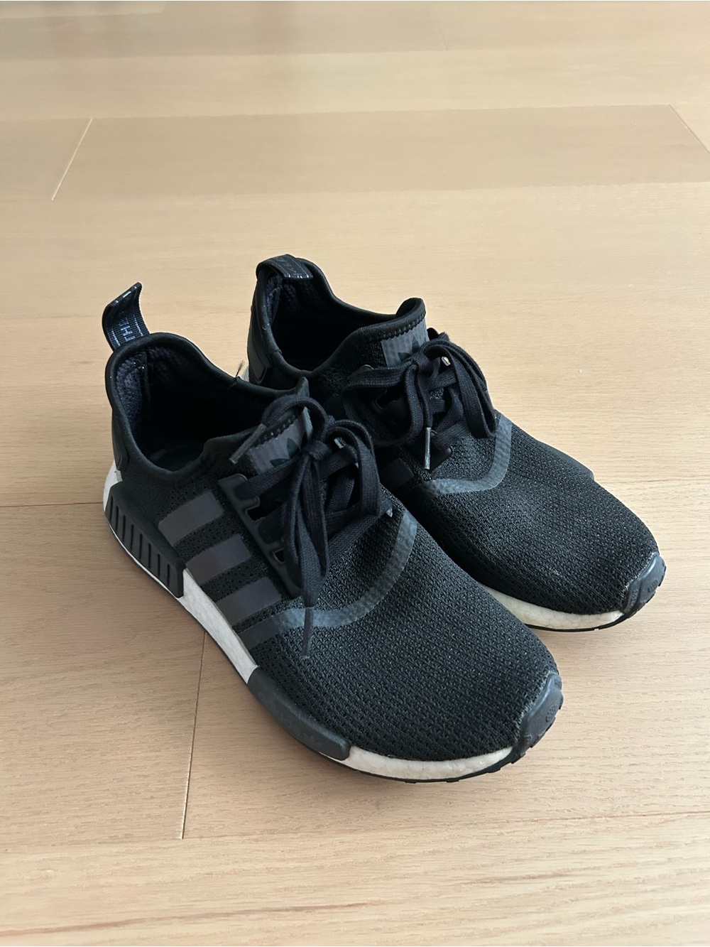 Adidas NMD R1 - Picture 2 of 6